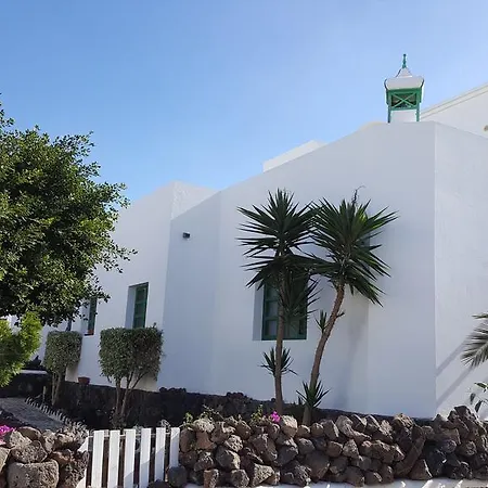 Chez Laura 3* Yaiza (Lanzarote)